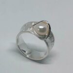 ANELL PLATA PERLA VOLCÀ