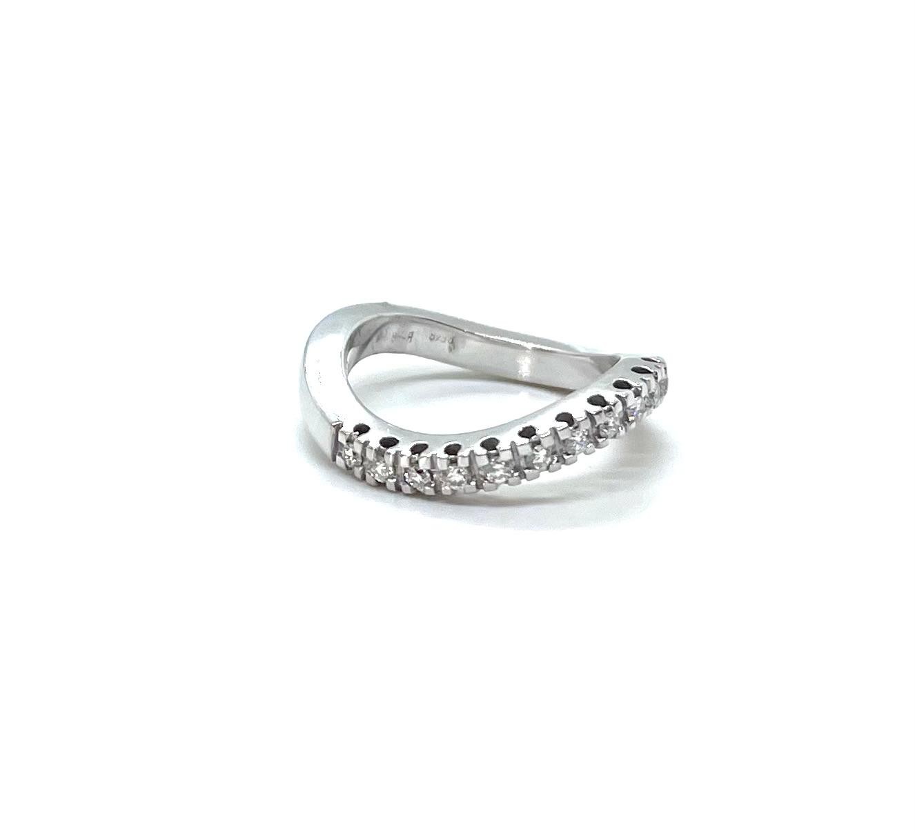 Anell or blanc diamants