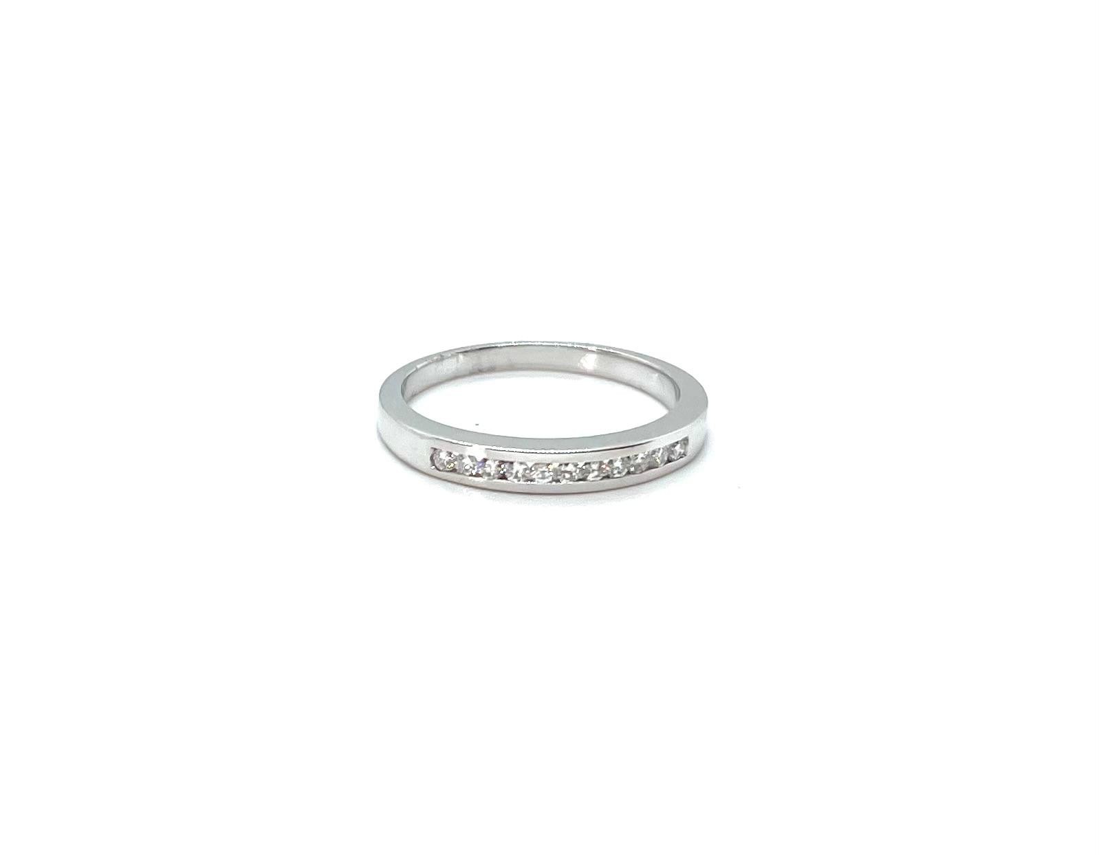 Anell or blanc diamants