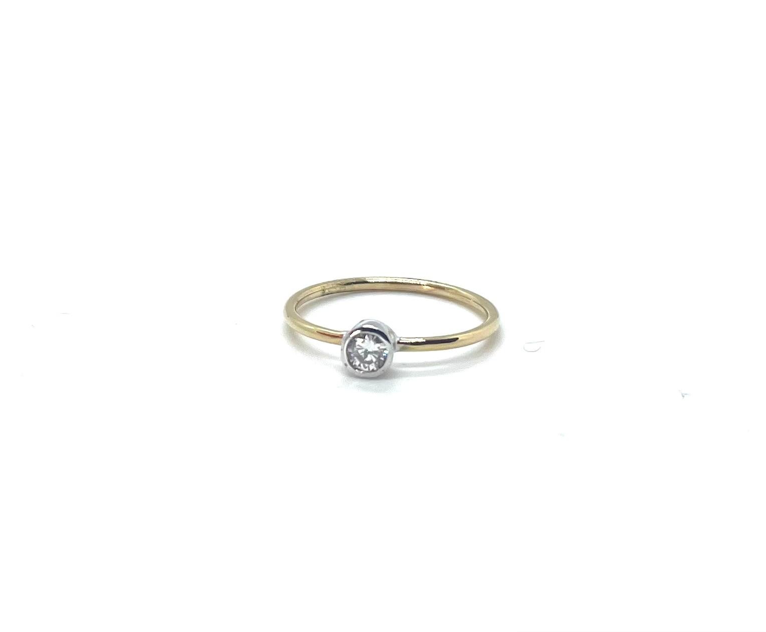 Anell or groc-blanc diamant