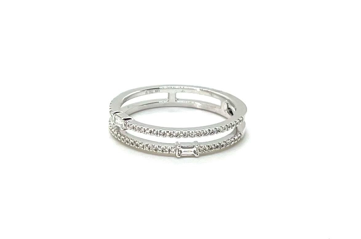 Anell or blanc diamants