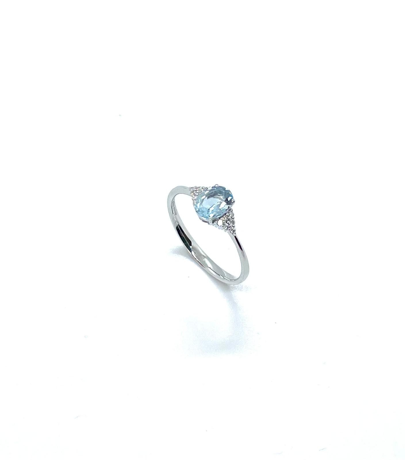 Anell or blanc aiguamarina diamants - Imatge 3